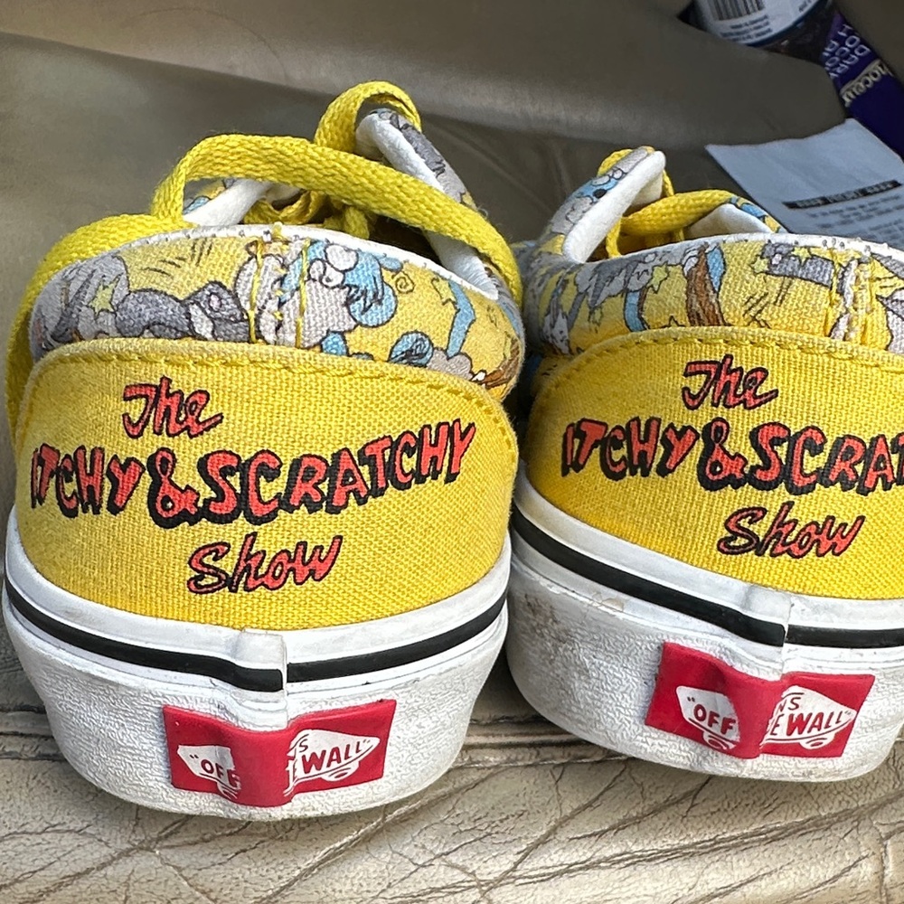Vans Kids Simpson Cartoon Print Sneakers - Yellow and Gray men's 4.0 women 5.5 - Picture 2 of 10